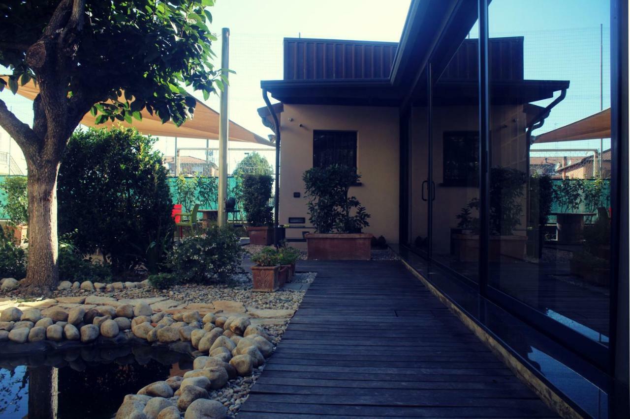 ラヴェンナ A Casa Bed & Breakfast エクステリア 写真